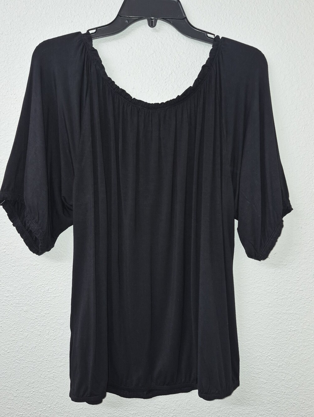 VENUS Black Button-Front Puff Sleeve Top - Picture 3 of 6